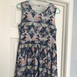 Vintage pattern and lace Simply Vera DRESS Size XL